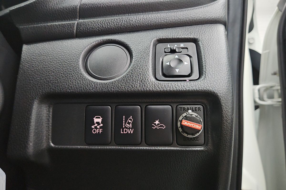 2022 Mitsubishi Triton GLX MR 4X4