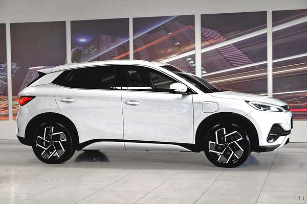 2023 BYD ATTO 3 Standard thumb-4