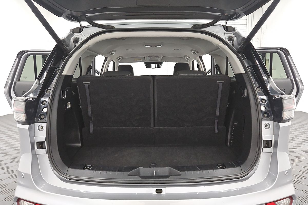 2023 Isuzu MU-X LS-U