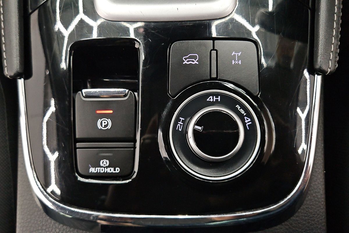 2023 Isuzu MU-X LS-U
