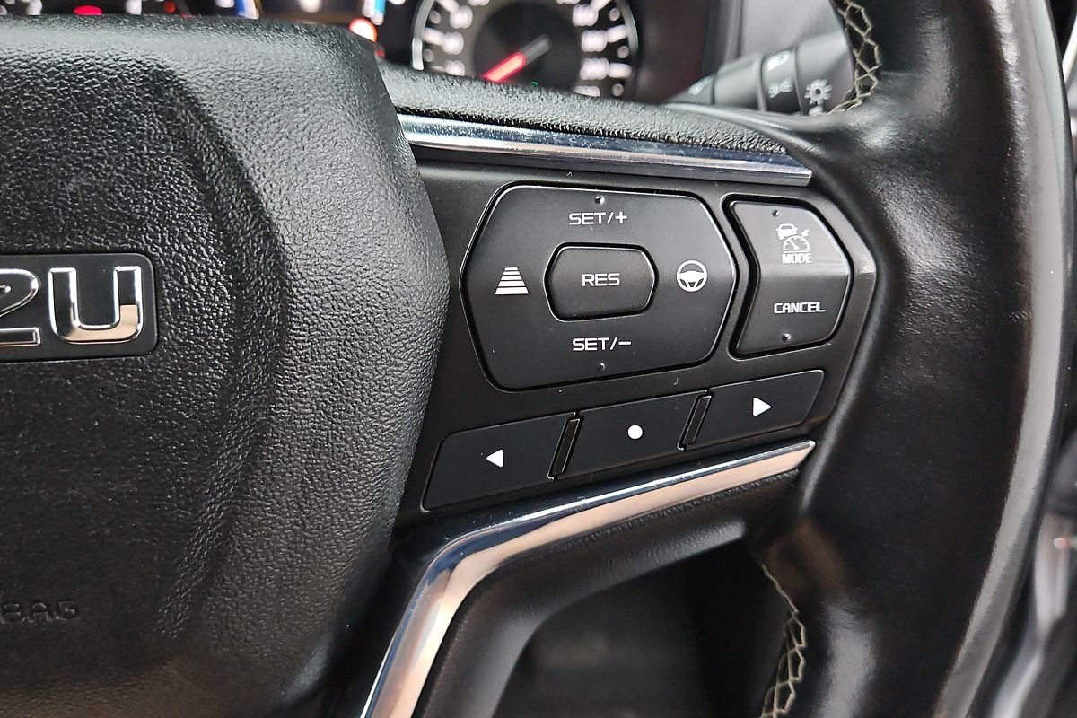 2023 Isuzu MU-X LS-U