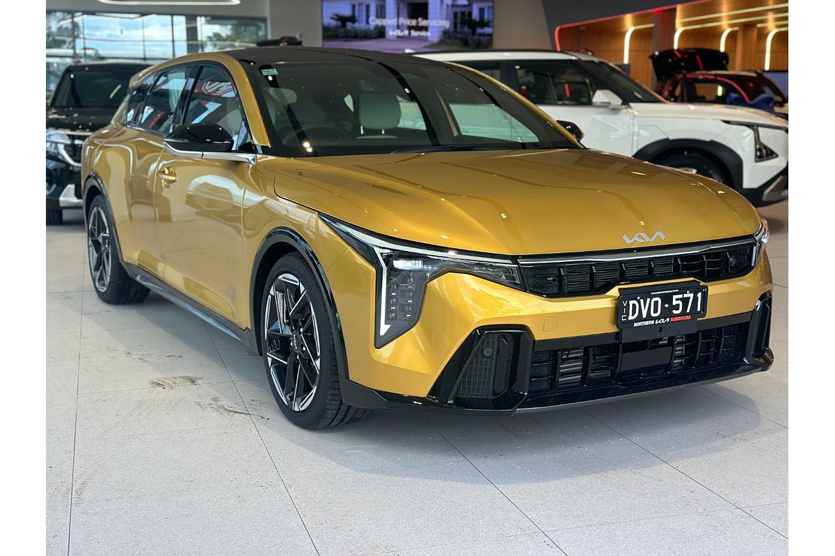 2025 Kia K4 GT-Line CL4m