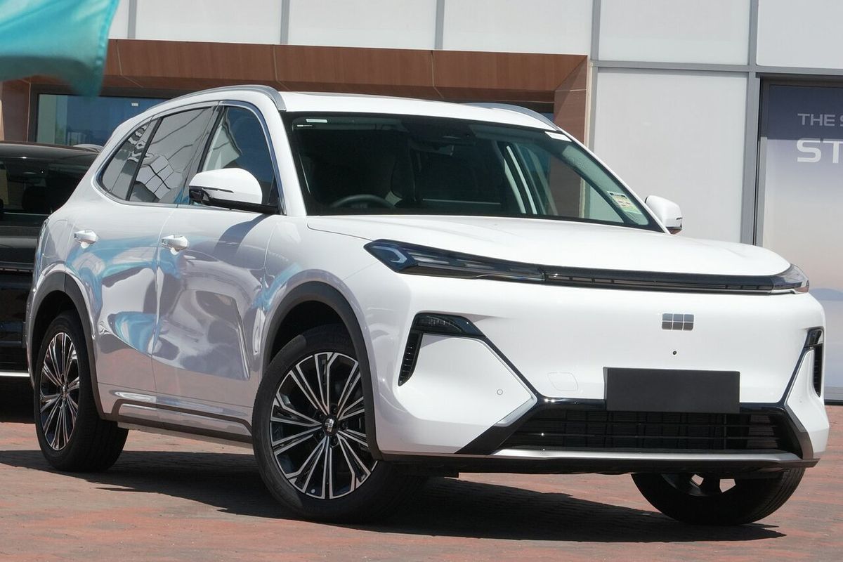 2026 Geely Starray EM-i Inspire P145