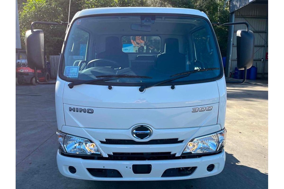 2025 Hino 300 Series 616 4x2