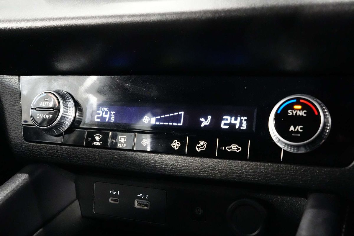 2023 Mitsubishi Outlander LS ZM