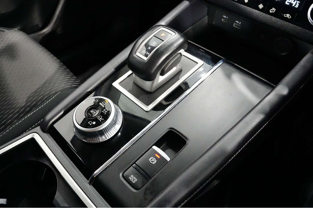 2023 Mitsubishi Outlander LS ZM