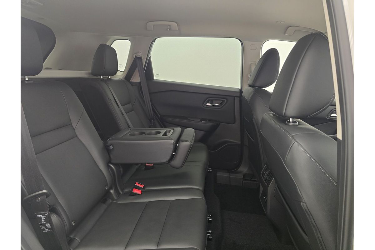 Nissan X-TRAIL 4WD ST-L e-POWER MY26