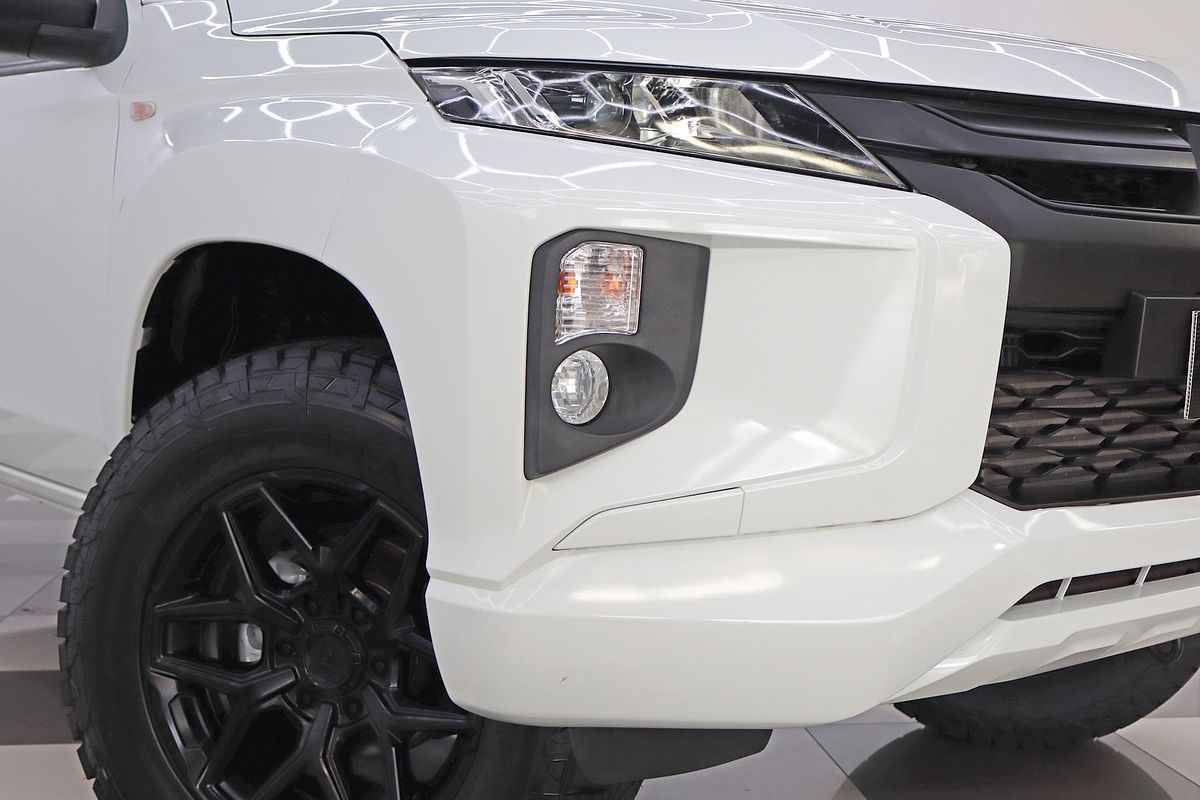 2019 Mitsubishi Triton GLX MR 4X4