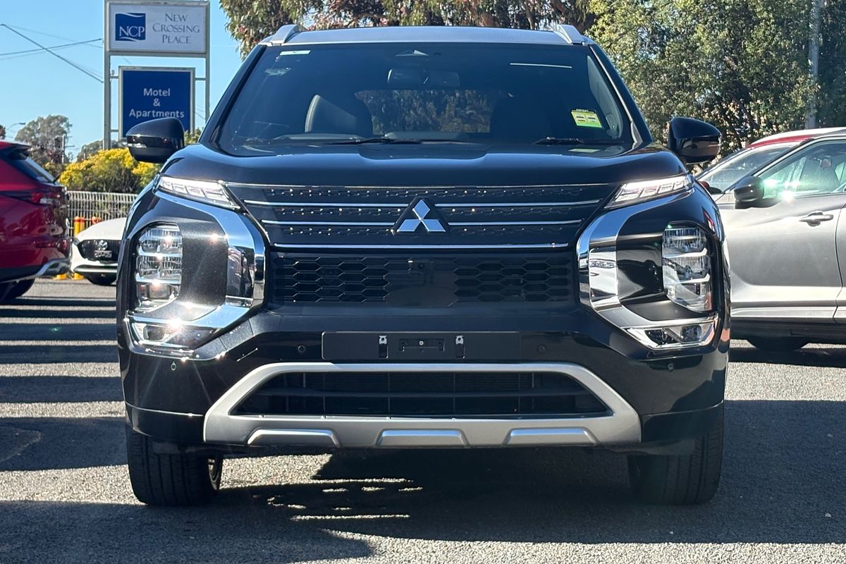 2025 Mitsubishi Outlander PHEV Exceed Tourer ZM