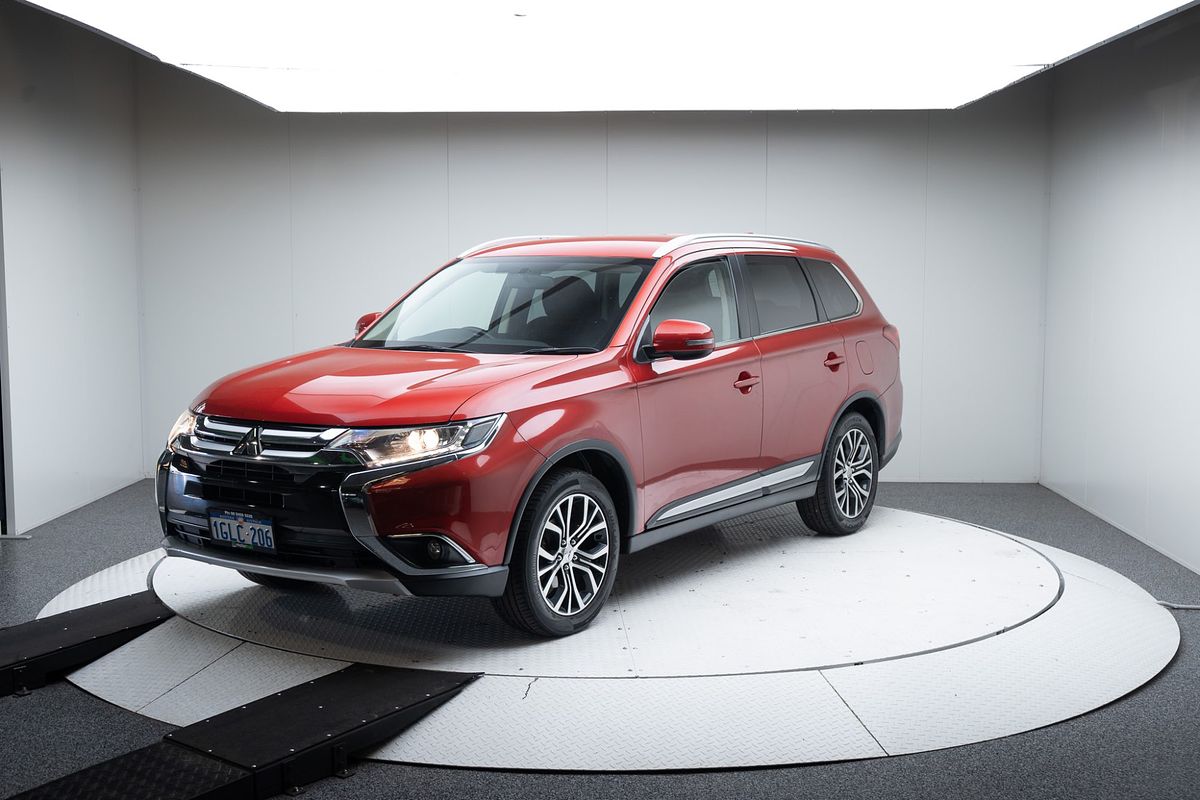 2017 Mitsubishi Outlander LS Safety Pack ZK
