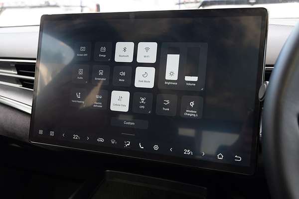 2024 BYD Seal Dynamic thumb-16