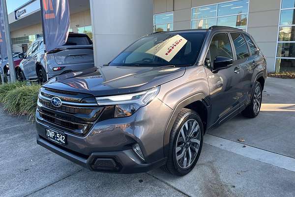 2025 Subaru Forester Hybrid Touring S6