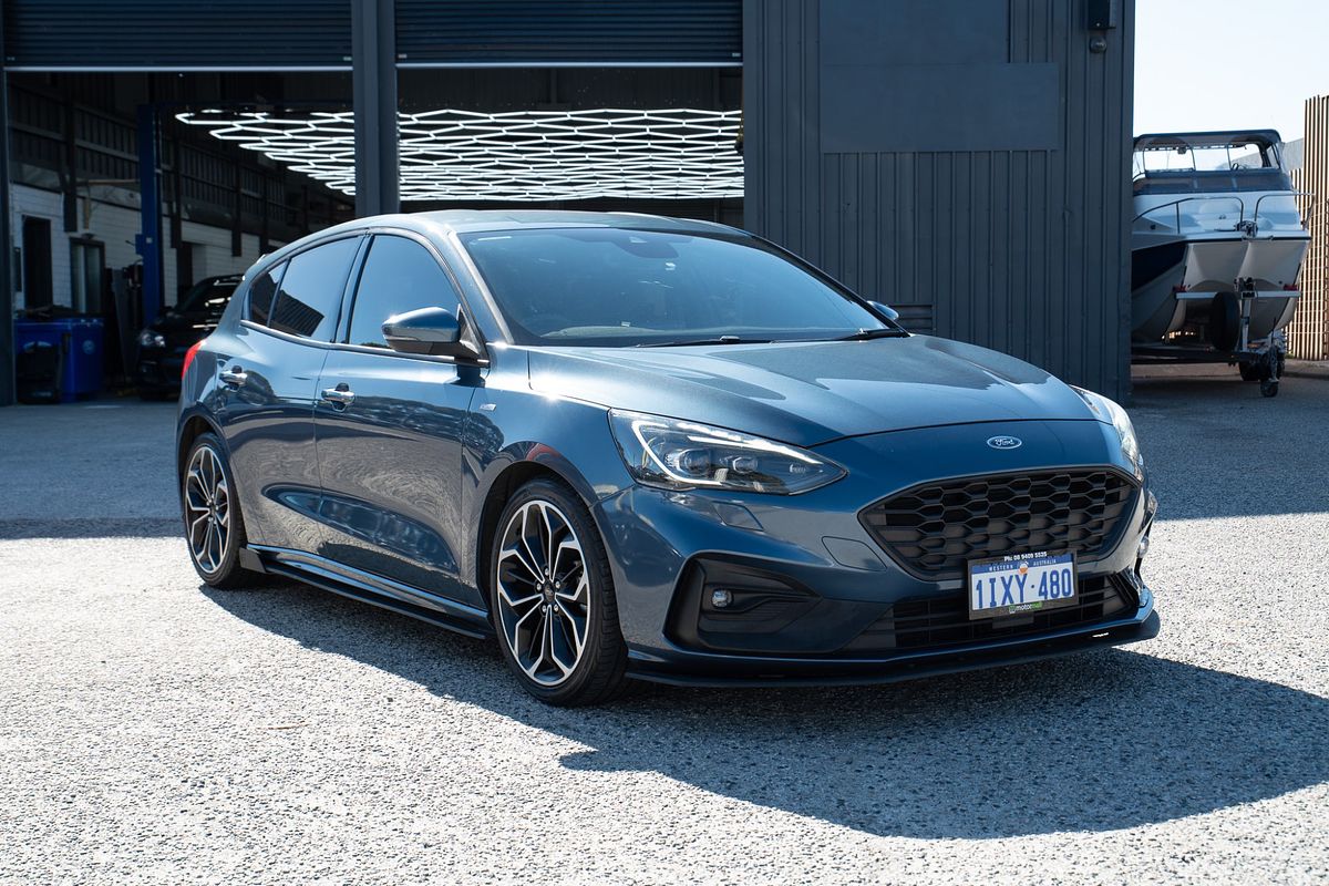 2018 Ford Focus ST-Line SA