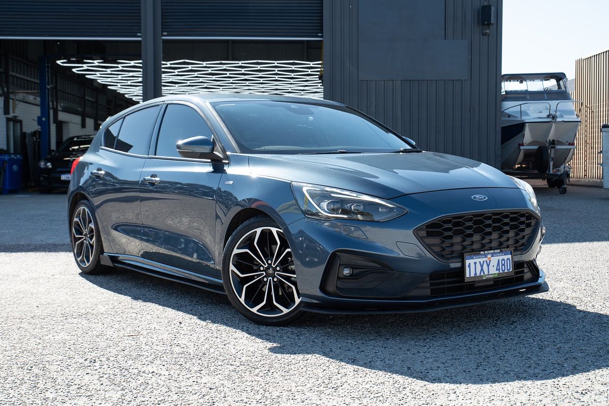 2018 Ford Focus ST-Line SA