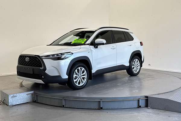 2024 Toyota Corolla Cross GXL MXGH15R