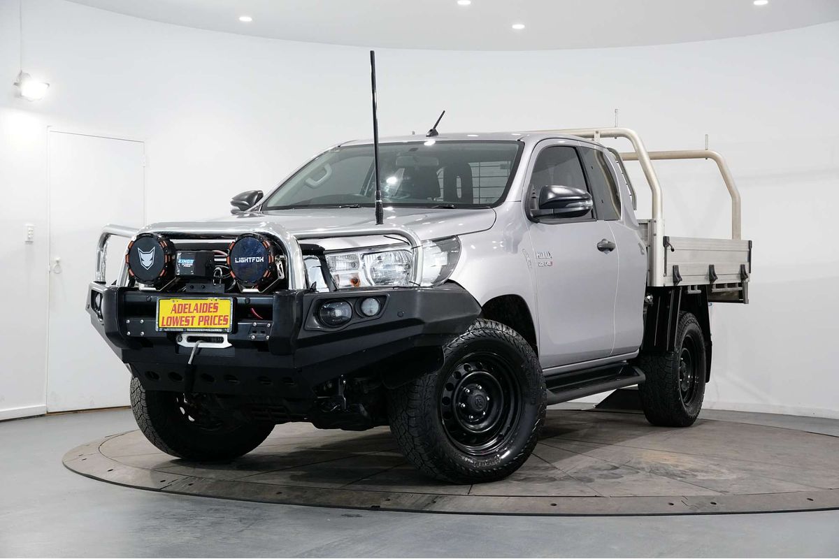 2018 Toyota Hilux SR GUN126R 4X4