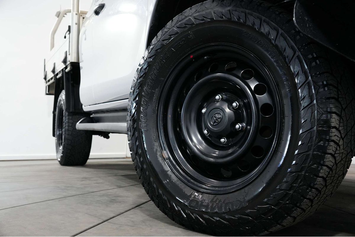 2018 Toyota Hilux SR GUN126R 4X4