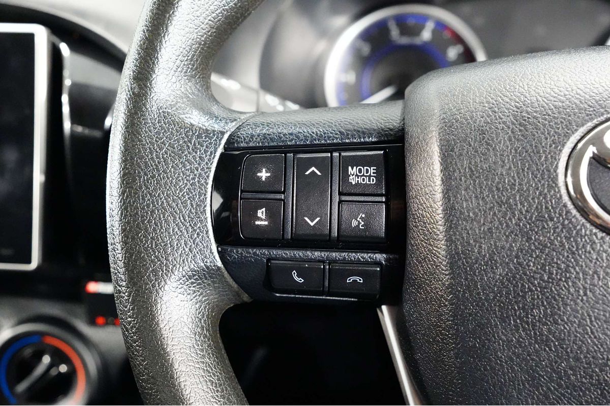 2018 Toyota Hilux SR GUN126R 4X4