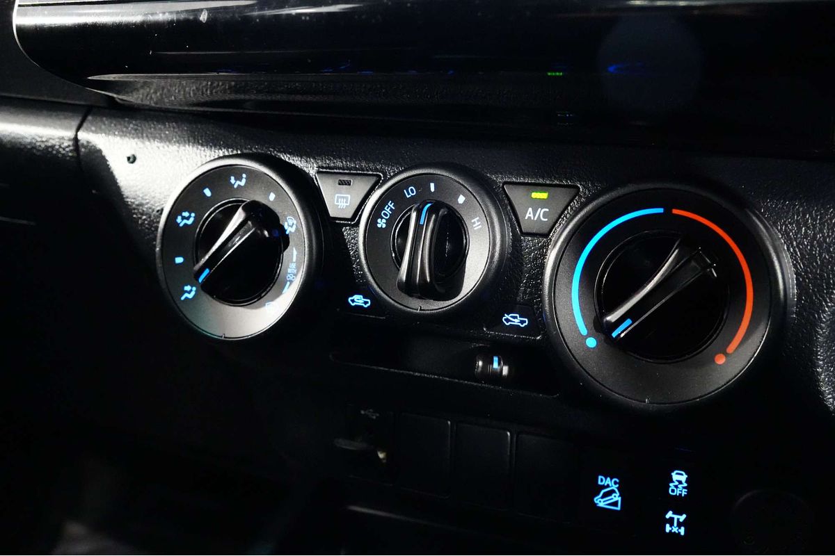 2021 Toyota Hilux SR GUN126R 4X4