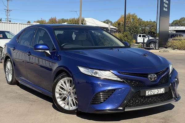 2019 Toyota Camry SL GSV70R