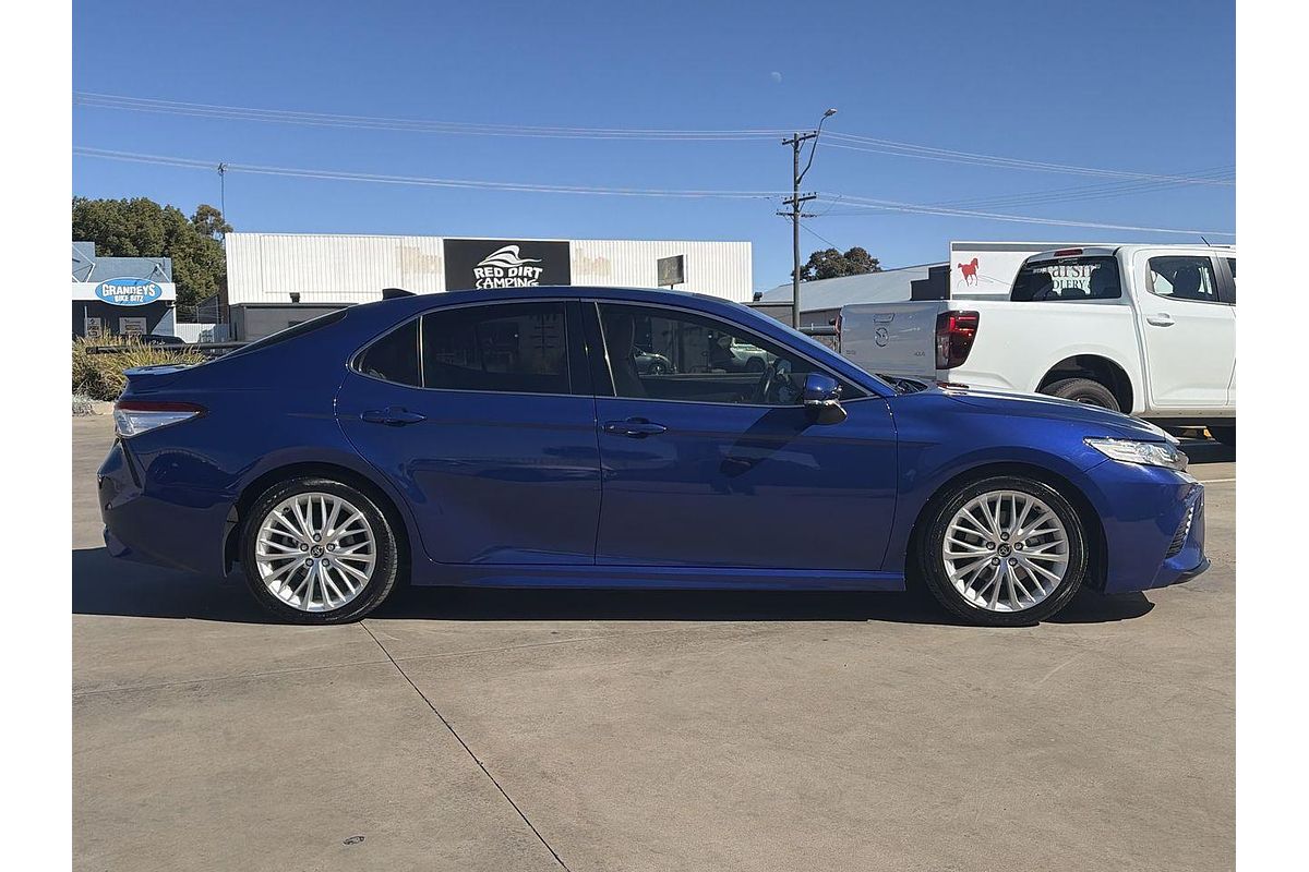 2019 Toyota Camry SL GSV70R
