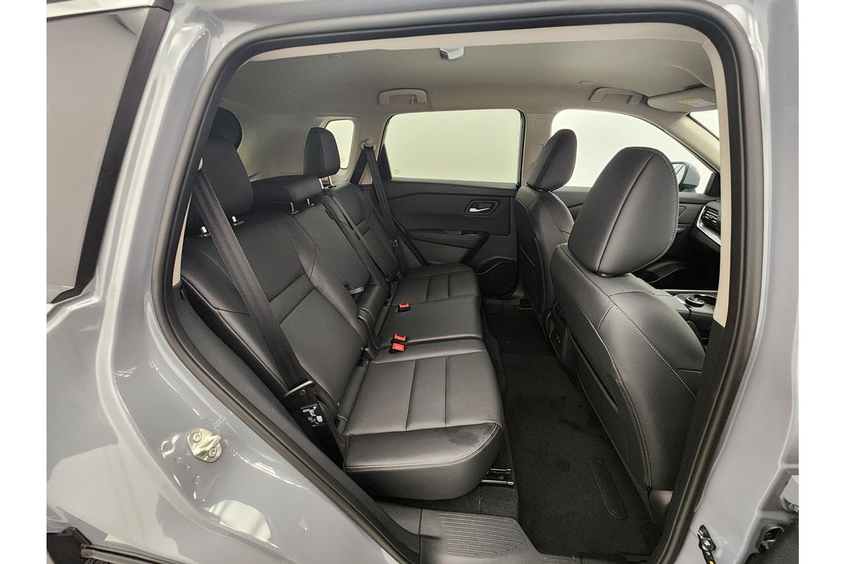 Nissan X-TRAIL 4WD ST-L e-POWER MY26