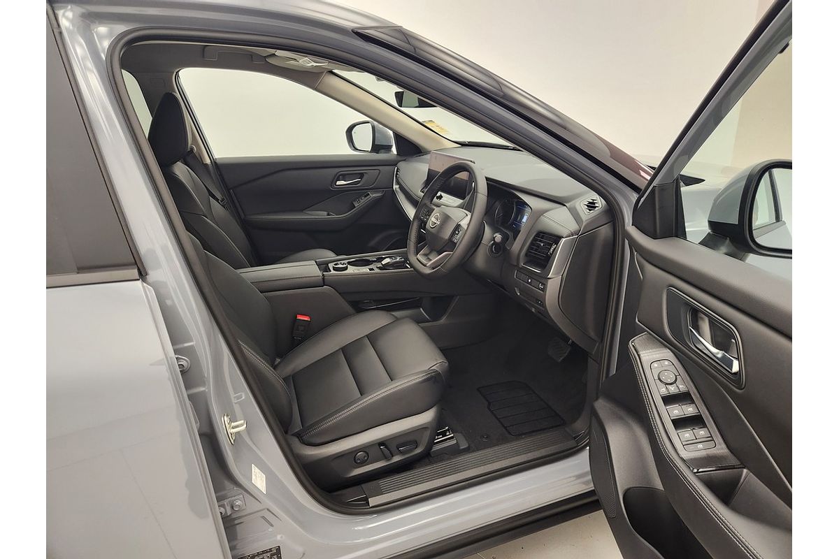 Nissan X-TRAIL 4WD ST-L e-POWER MY26