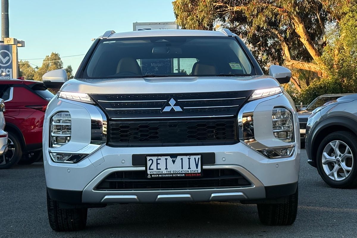 2025 Mitsubishi Outlander PHEV Aspire ZM