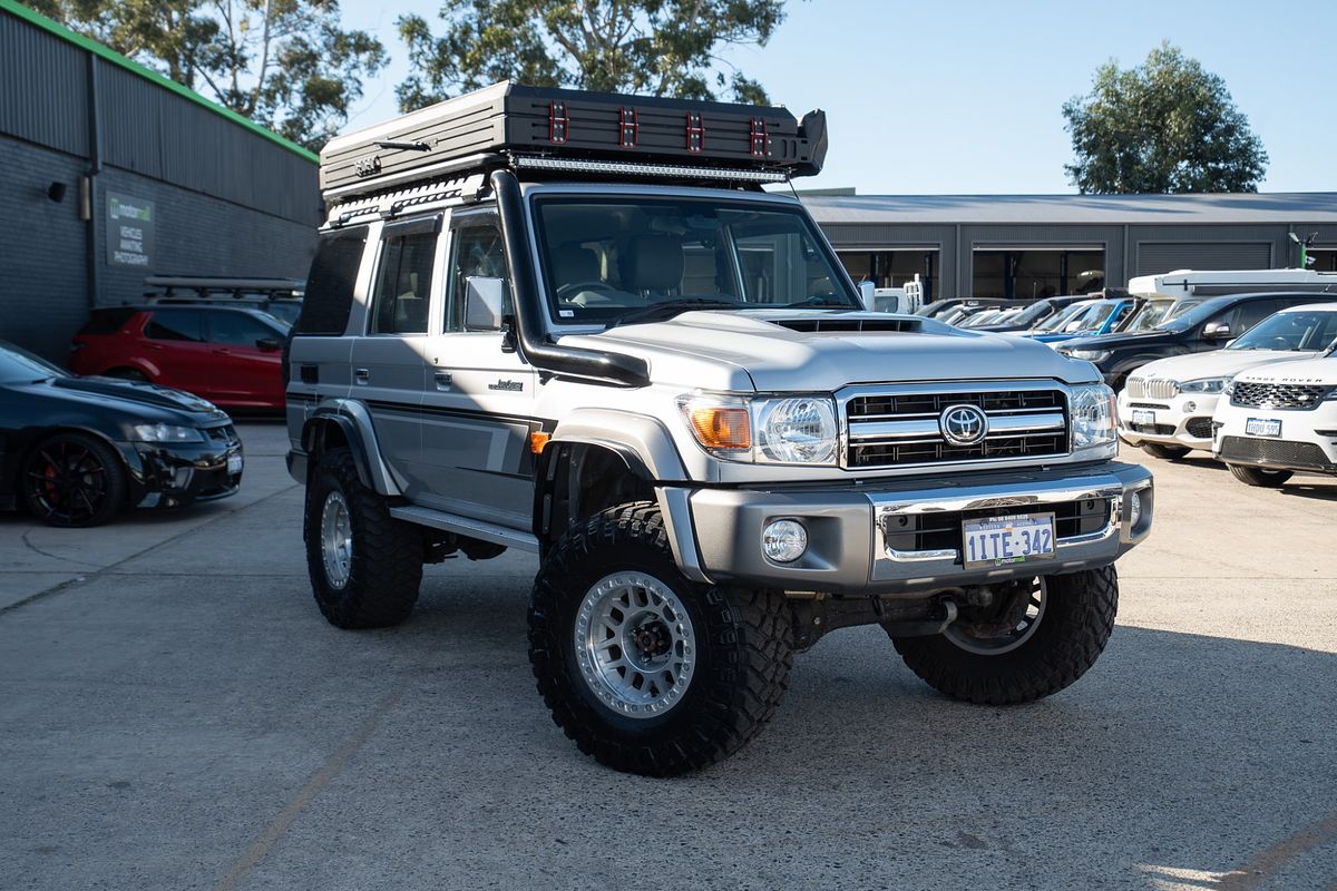 2023 Toyota Landcruiser GXL VDJ76R
