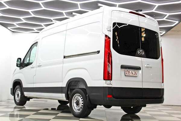 2021 LDV DELIVER 9 MID ROOF MEDIUM WHEE