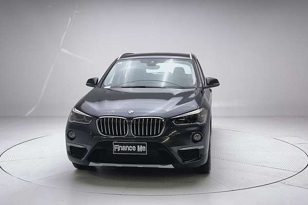 2016 BMW X1 xDrive25i F48 thumb-2