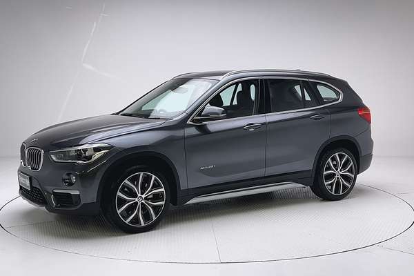 2016 BMW X1 xDrive25i F48 thumb-3