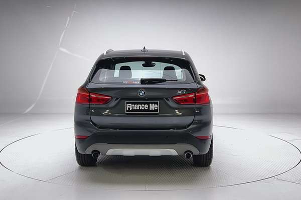 2016 BMW X1 xDrive25i F48 thumb-6