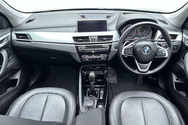 2016 BMW X1 xDrive25i F48 thumb-19