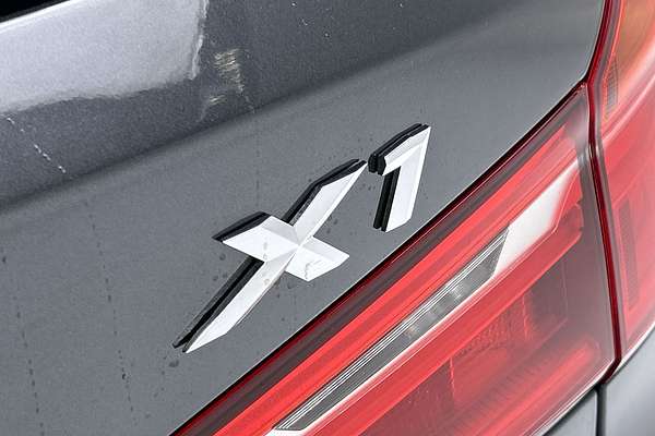2016 BMW X1 xDrive25i F48 thumb-21