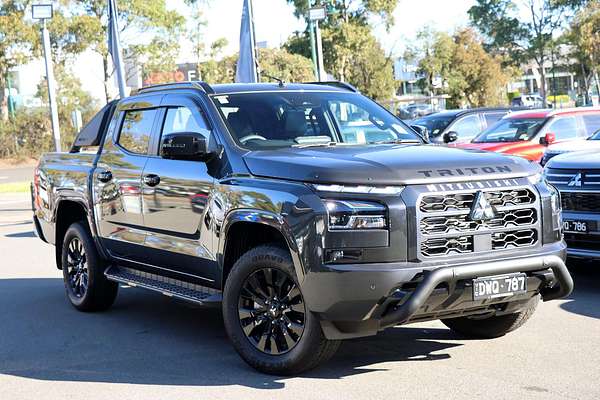 2025 Mitsubishi Triton GSR MV 4X4
