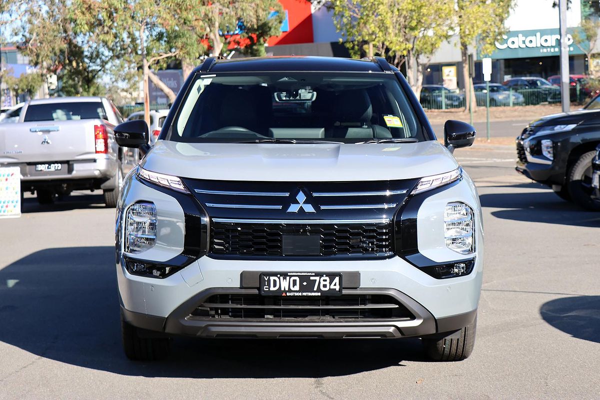 2025 Mitsubishi Outlander LS ZM