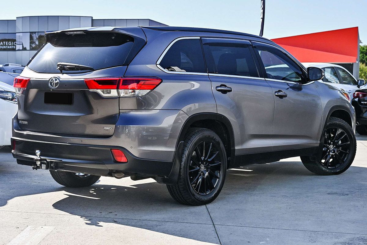 2019 Toyota Kluger Black Edition GSU55R