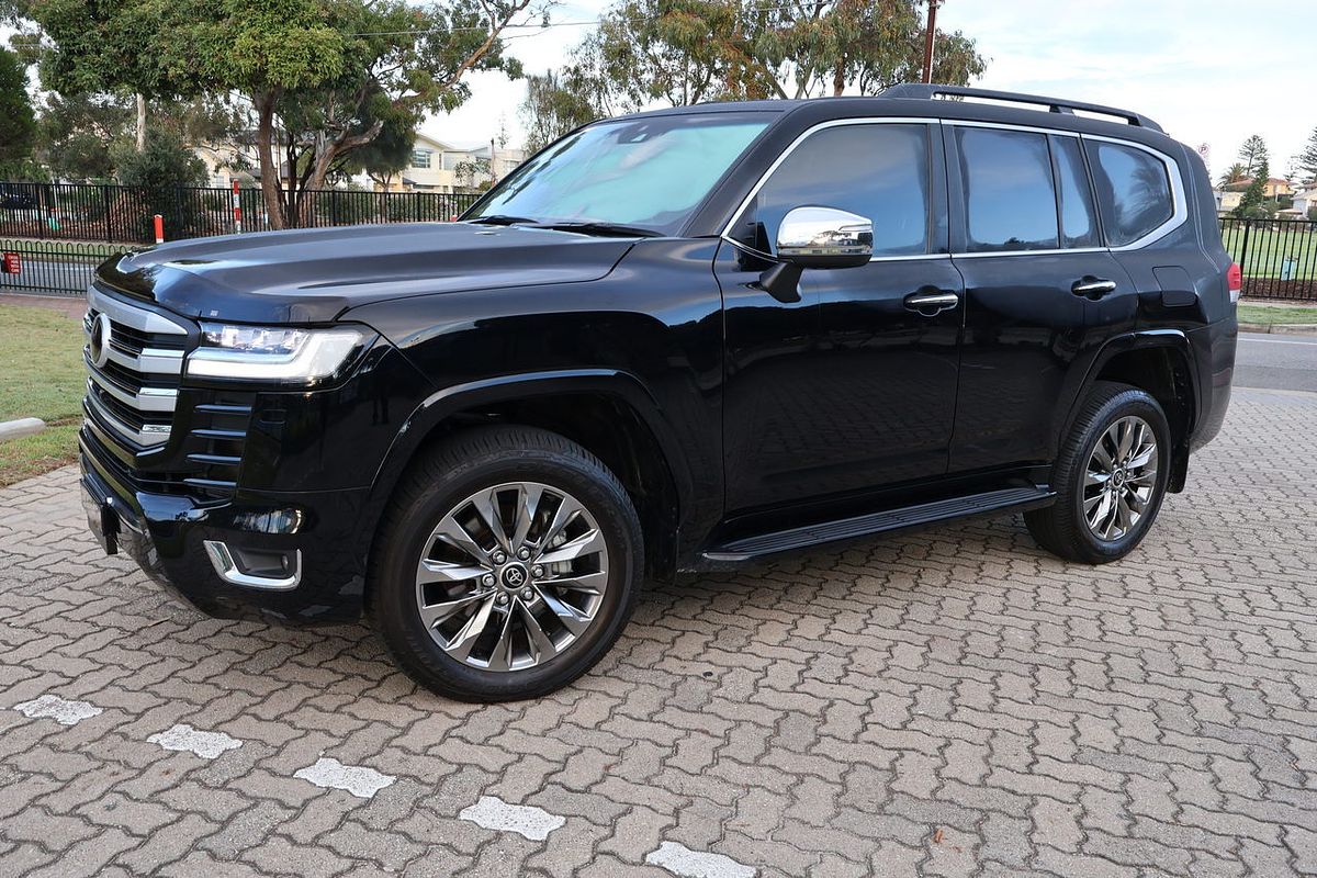 2022 Toyota Landcruiser LC300 SAHARA ZX (4x4) FJA300R