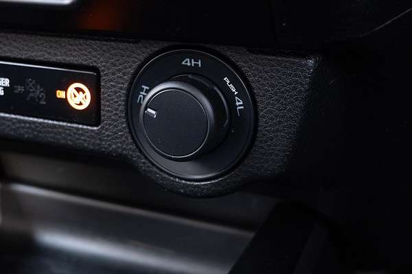 2024 Isuzu D-MAX LS-M 4X4 thumb-25