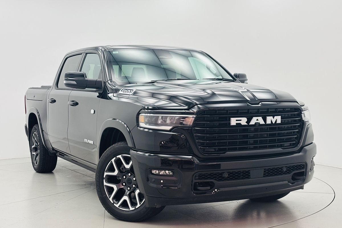 2025 Ram Trucks 1500 Laramie Sport (DT6P9821H.25/XB9)
