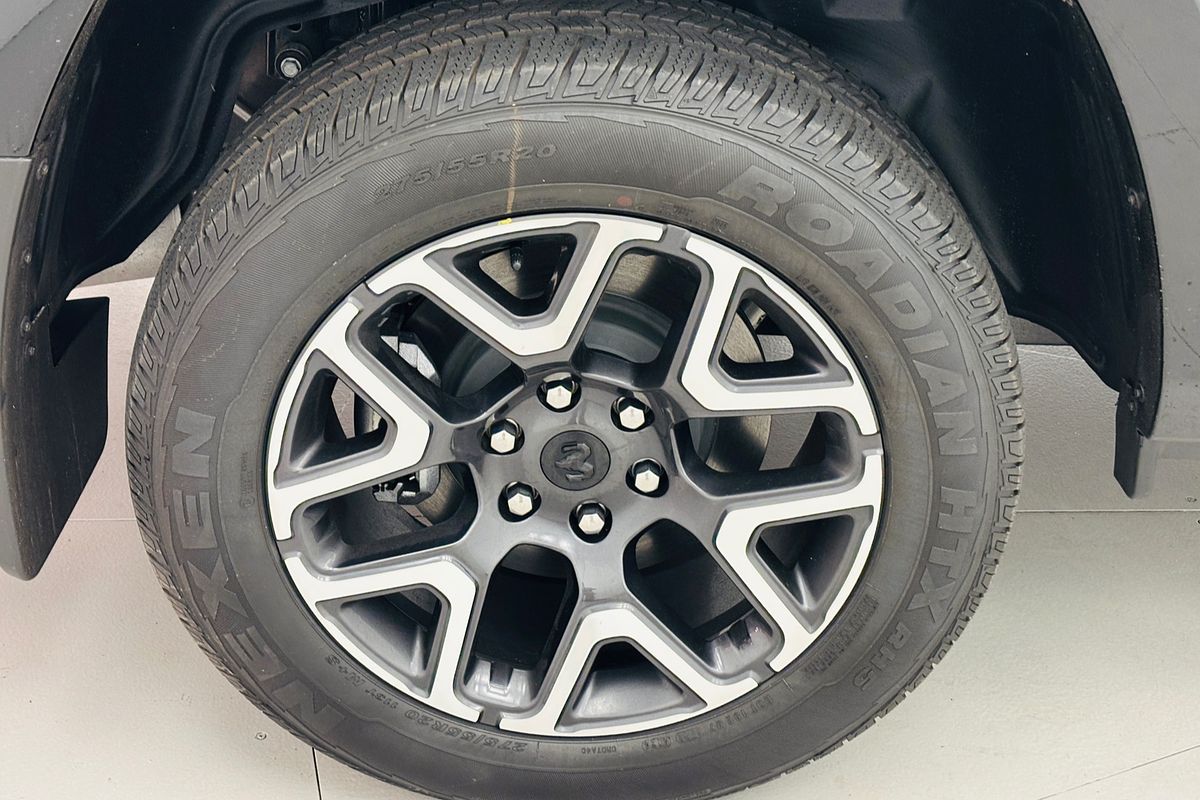 2025 Ram Trucks 1500 Laramie Sport (DT6P9821H.25/XB9)
