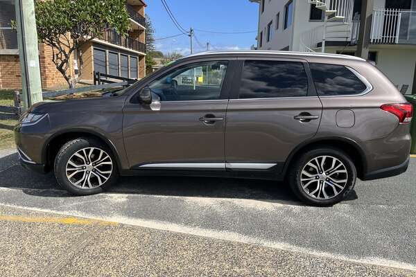 2015 Mitsubishi Outlander LS 2WD ZK MY16