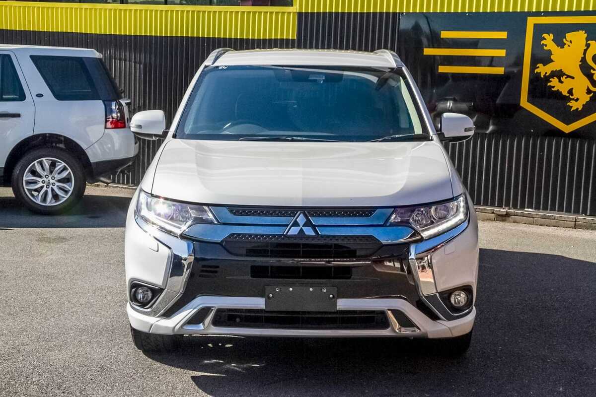 2020 Mitsubishi Outlander PHEV ES ZL