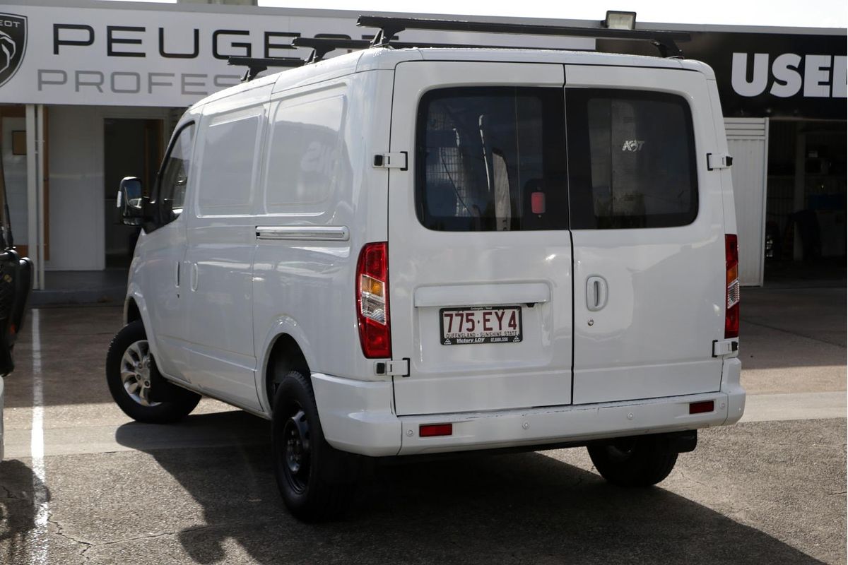 2022 LDV V80 SWB Low Roof