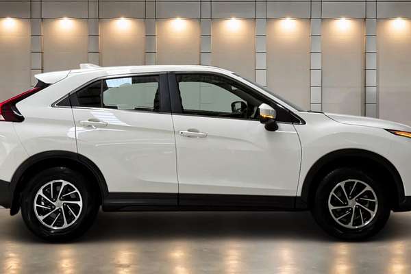 2024 Mitsubishi Eclipse Cross ES YB