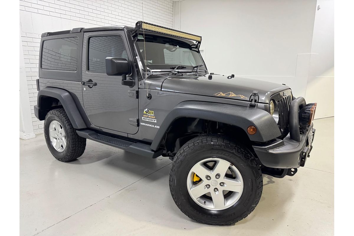 2013 Jeep Wrangler RENEGADE SPORT (4x4) JK MY13