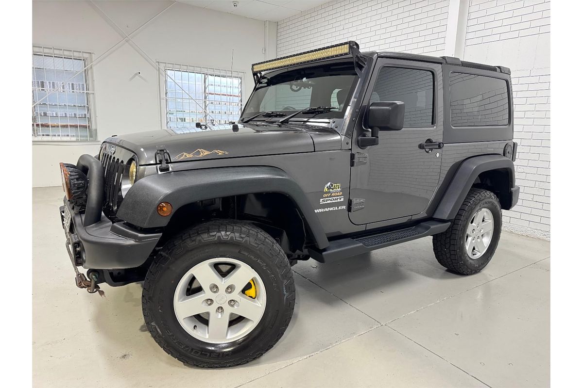 2013 Jeep Wrangler RENEGADE SPORT (4x4) JK MY13