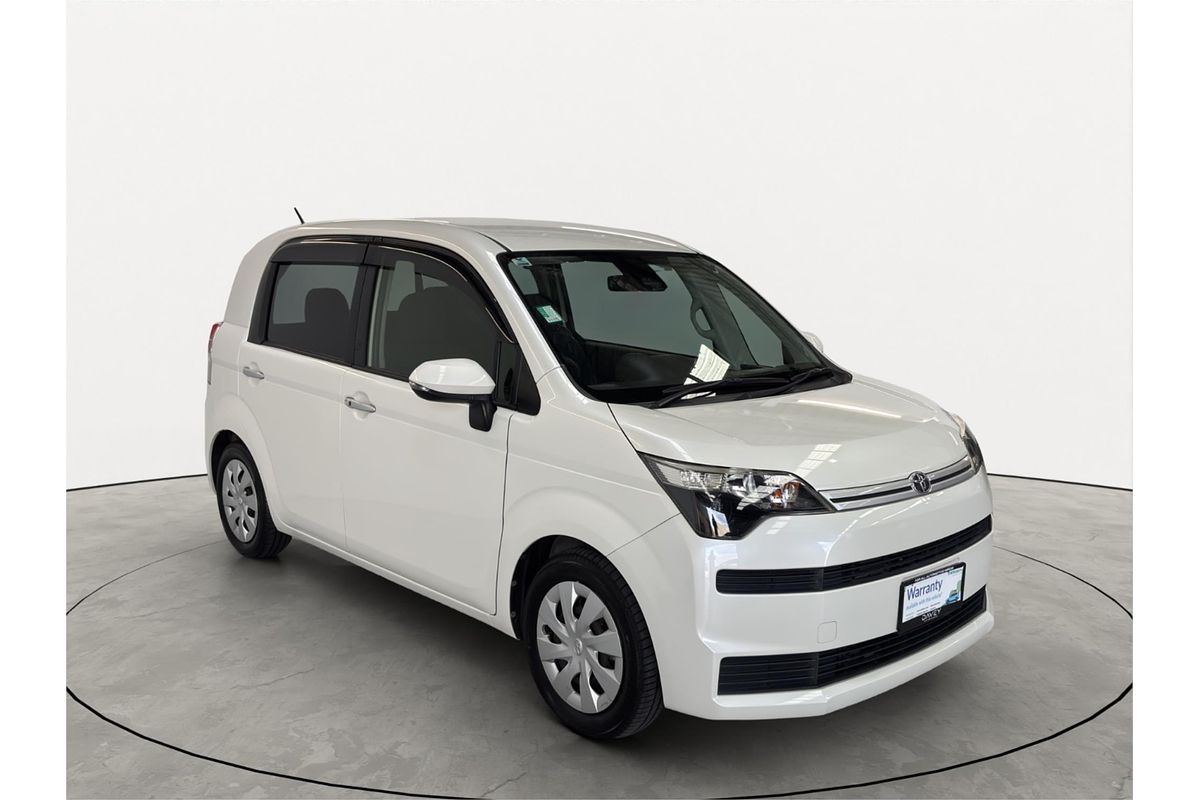 2016 Toyota Spade F Welcab B-Type
