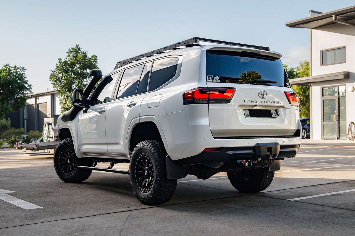 2022 Toyota Landcruiser VX FJA300R